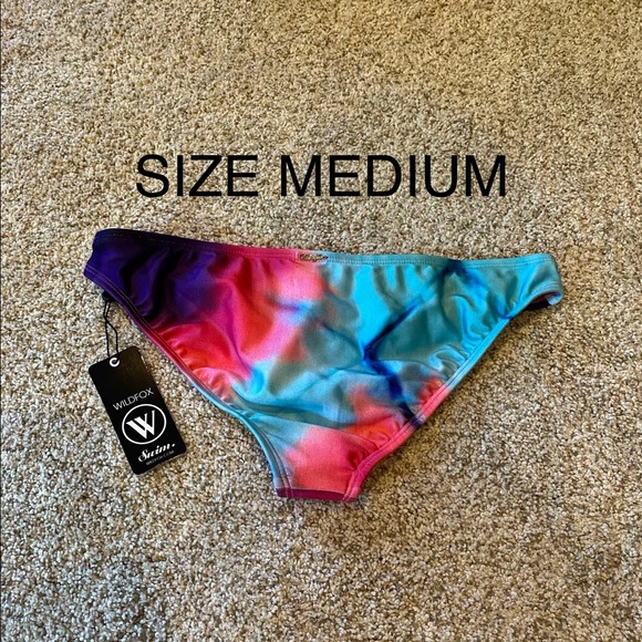 🆕 WILDFOX SWIM TIE DYE BIKINI BOTTOMS ONLY NWT - Picture 2 of 2